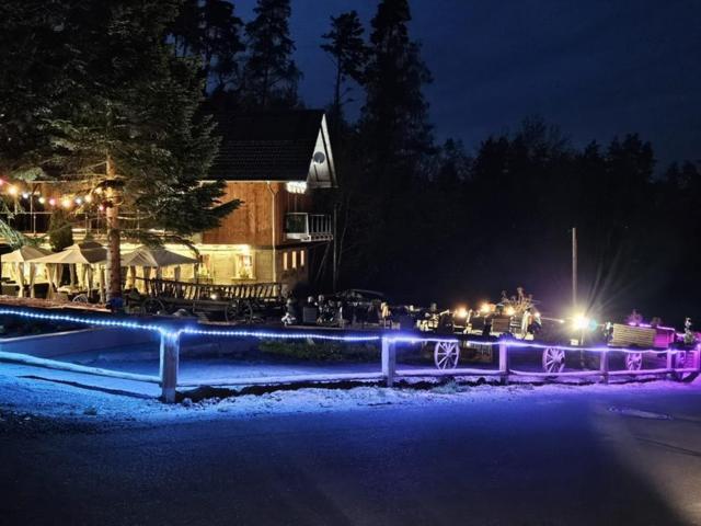 Landgasthof Zur Linde Кронах Екстер'єр фото